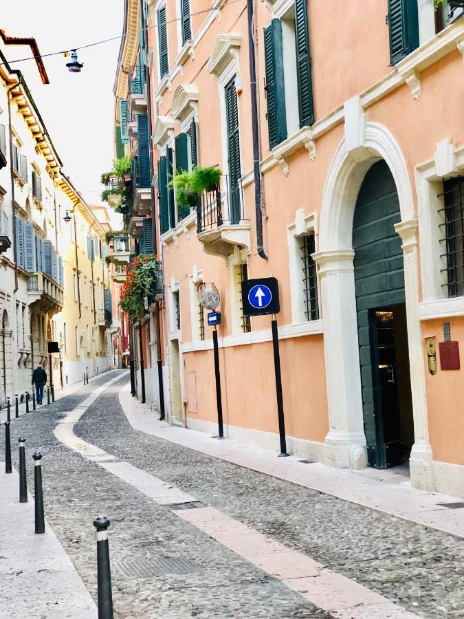Ferienwohnung Palazzo Tiolo Verona Exterior foto